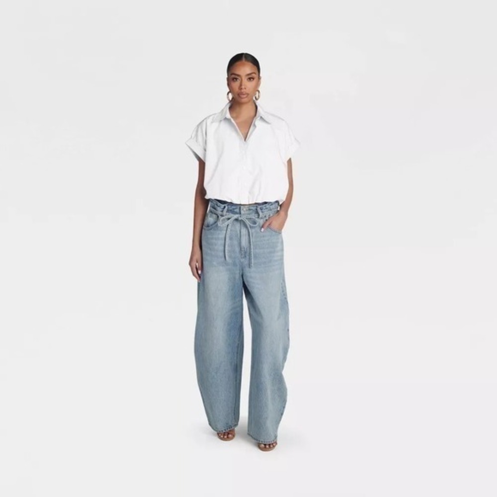 KBB by KAHLANA x Target S / Small The Cropped Bubble Shirt White Top New / NWT! - Picture 4 of 10